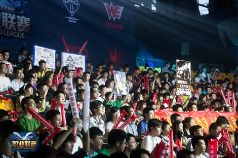 【赛后战报】顶级折磨！场均40分钟的比赛，EDG2：1战胜RNG